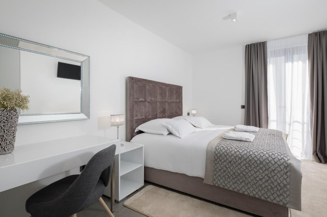 Luxury Apartments Baotic Trogir Exterior foto