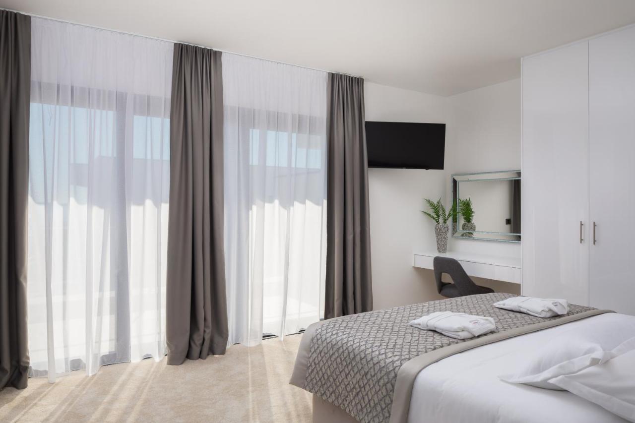 Luxury Apartments Baotic Trogir Exterior foto