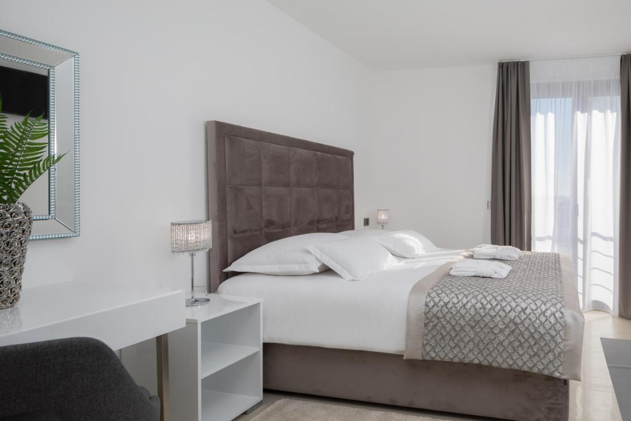 Luxury Apartments Baotic Trogir Exterior foto